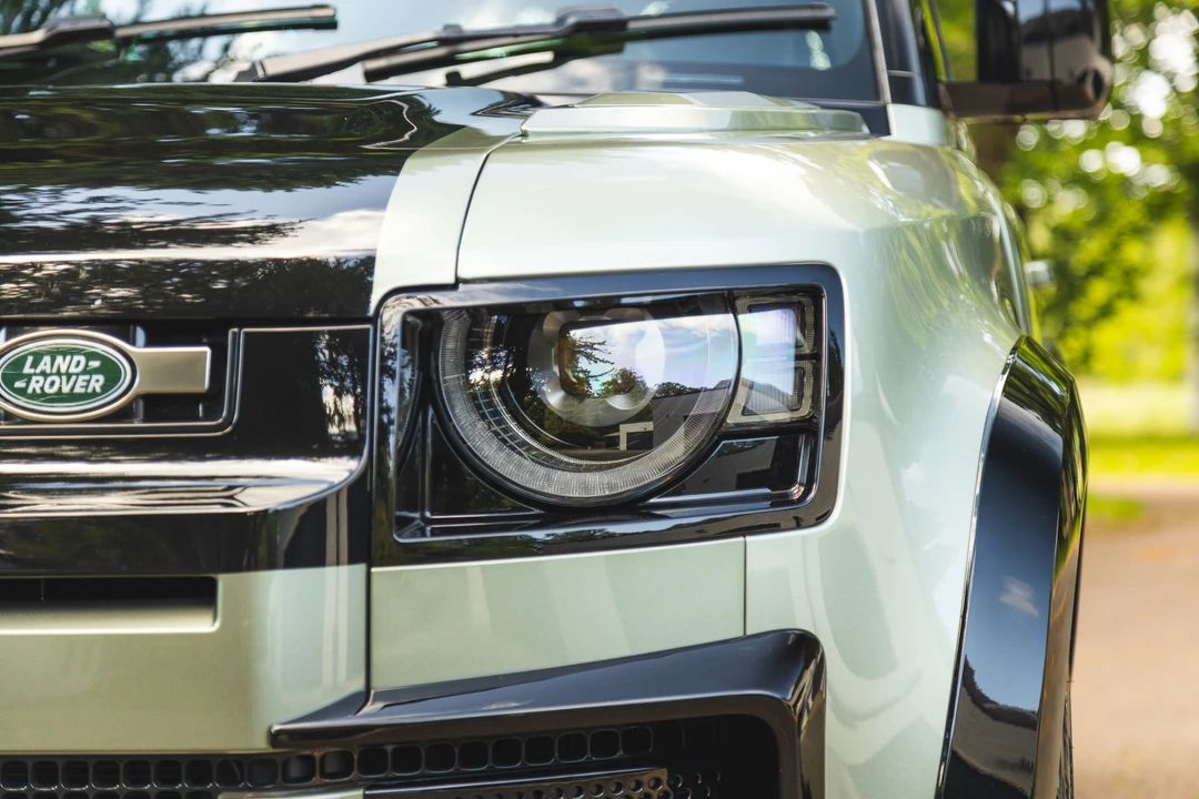 2022 Land Rover Defender L663 - Image 12 of 31