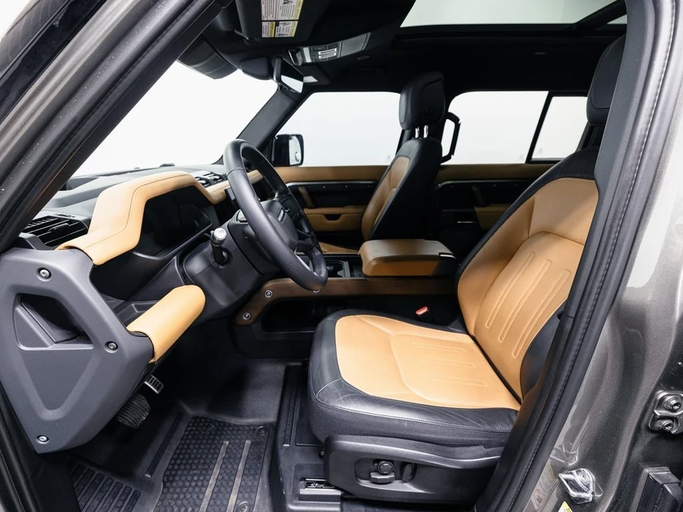 2022 Land Rover Defender L663 - Image 7 of 12