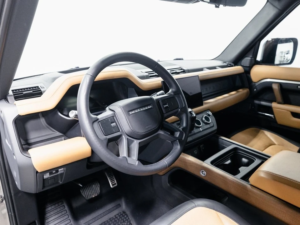 2022 Land Rover Defender L663 - Image 8 of 12