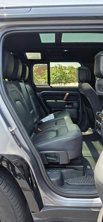 2022 Land Rover Defender L663 - Image 14 of 20