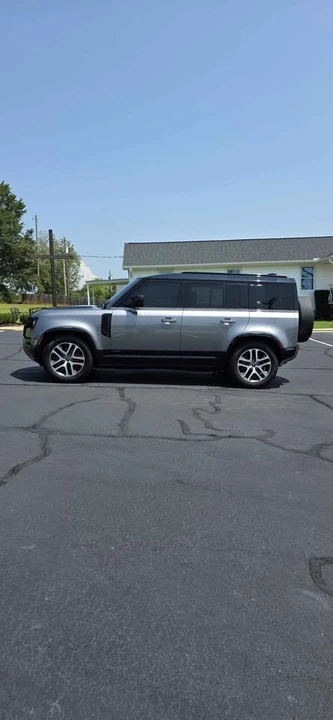 2022 Land Rover Defender L663 - Image 5 of 20