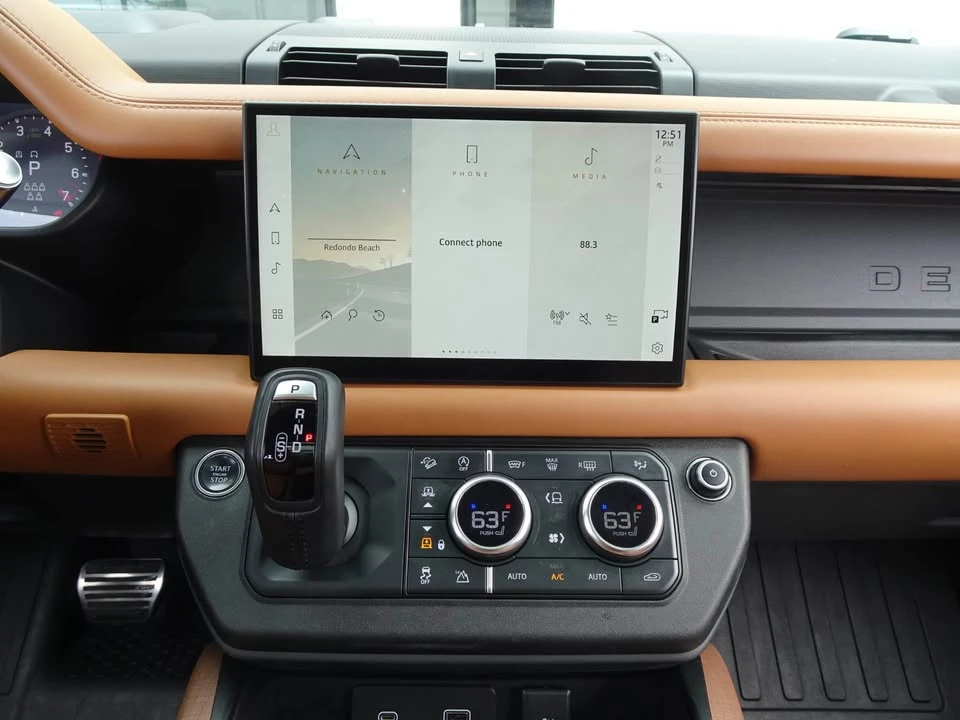 2022 Land Rover Defender L663 - Image 14 of 20