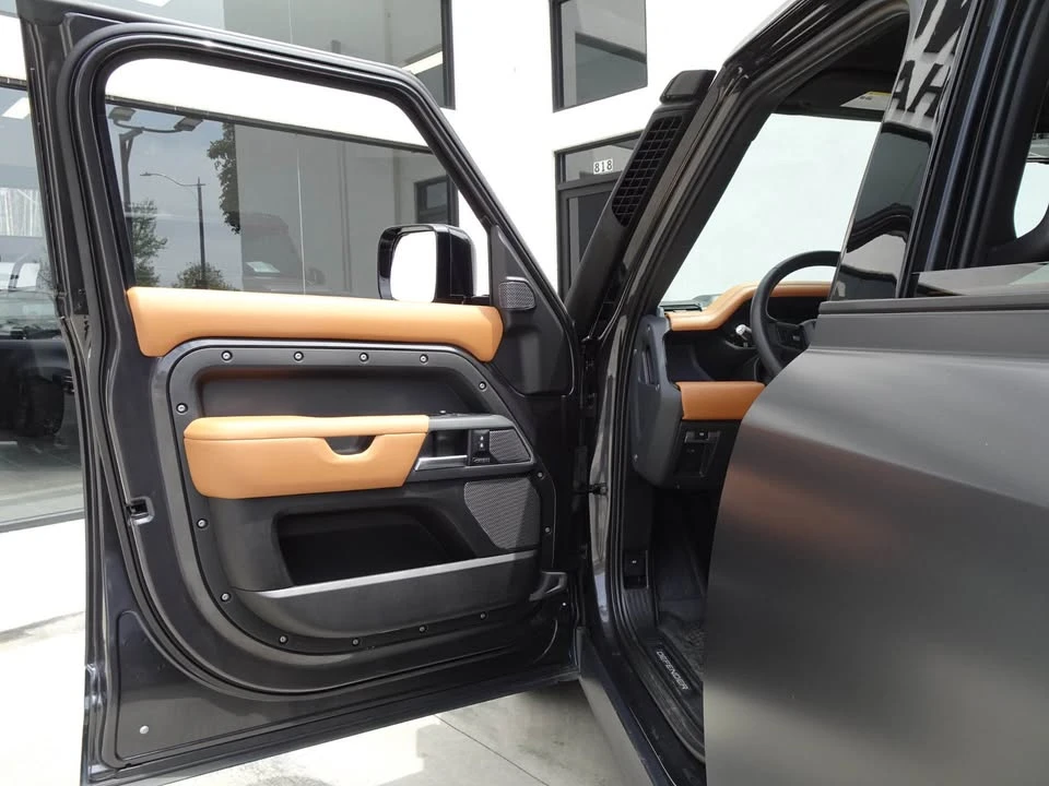 2022 Land Rover Defender L663 - Image 11 of 20