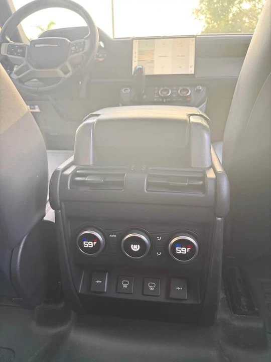 2022 Land Rover Defender L663 - Image 17 of 19