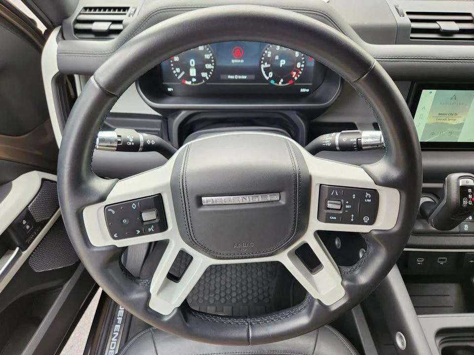 2022 Land Rover Defender L663 - Image 14 of 19
