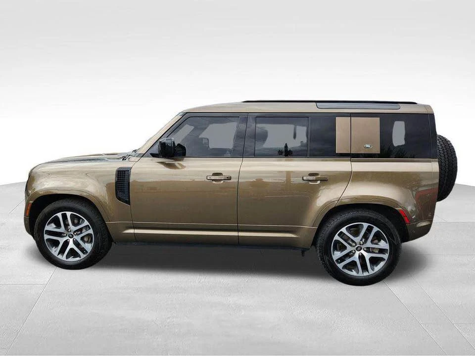 2022 Land Rover Defender L663 - Image 8 of 19
