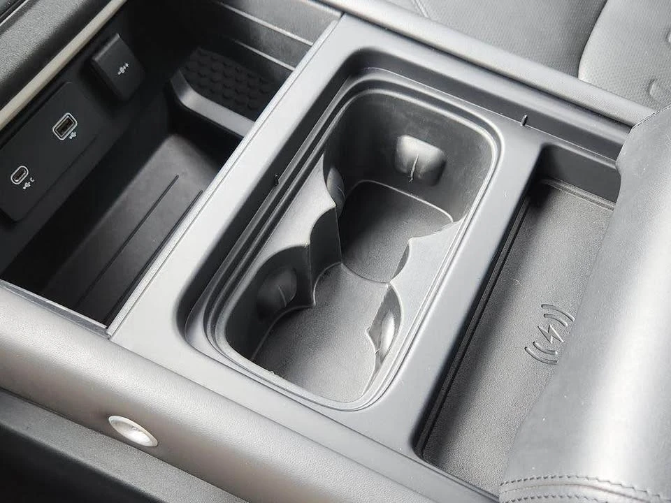 2022 Land Rover Defender L663 - Image 15 of 19