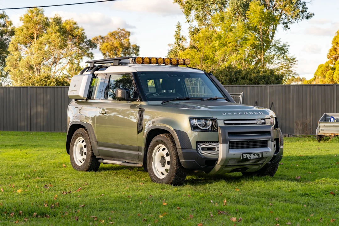 2022 Land Rover Defender L663 - Image 9 of 31