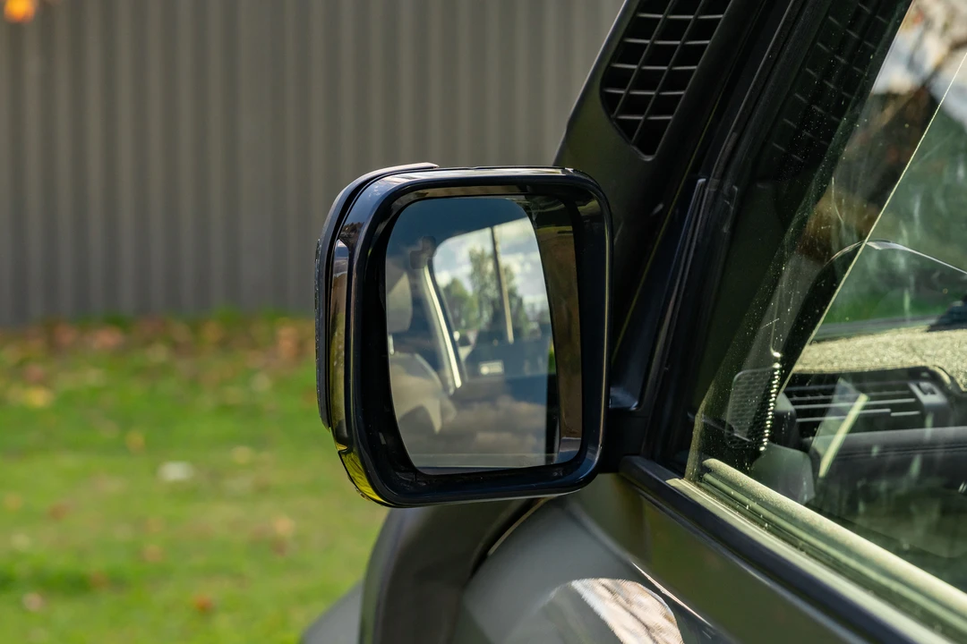 2022 Land Rover Defender L663 - Image 28 of 31
