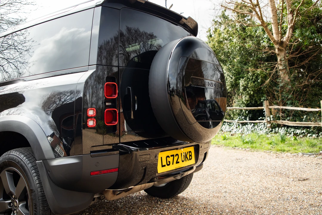 2022 Land Rover Defender 90 - Image 28 of 31