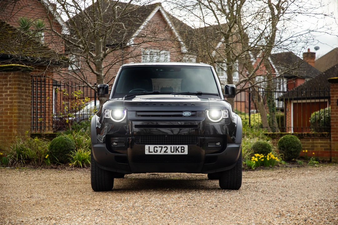 2022 Land Rover Defender 90 - Image 10 of 31
