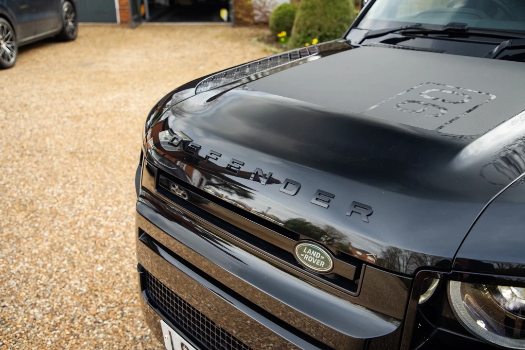 2022 Land Rover Defender 90 - Image 15 of 31