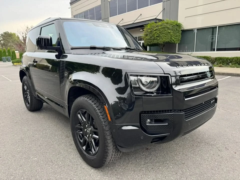 2022 Land Rover Defender L663 - Image 2 of 20