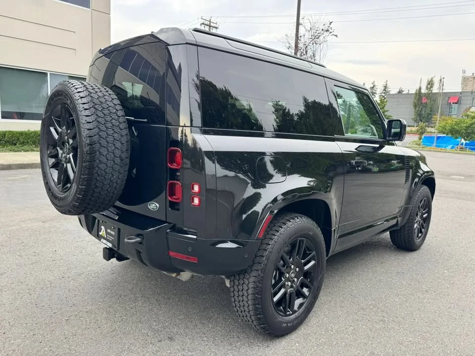2022 Land Rover Defender L663 - Image 10 of 20