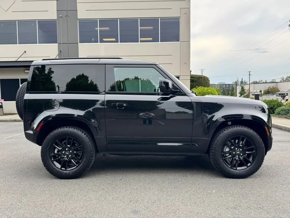 2022 Land Rover Defender L663 - Image 12 of 20