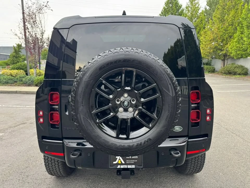 2022 Land Rover Defender L663 - Image 9 of 20