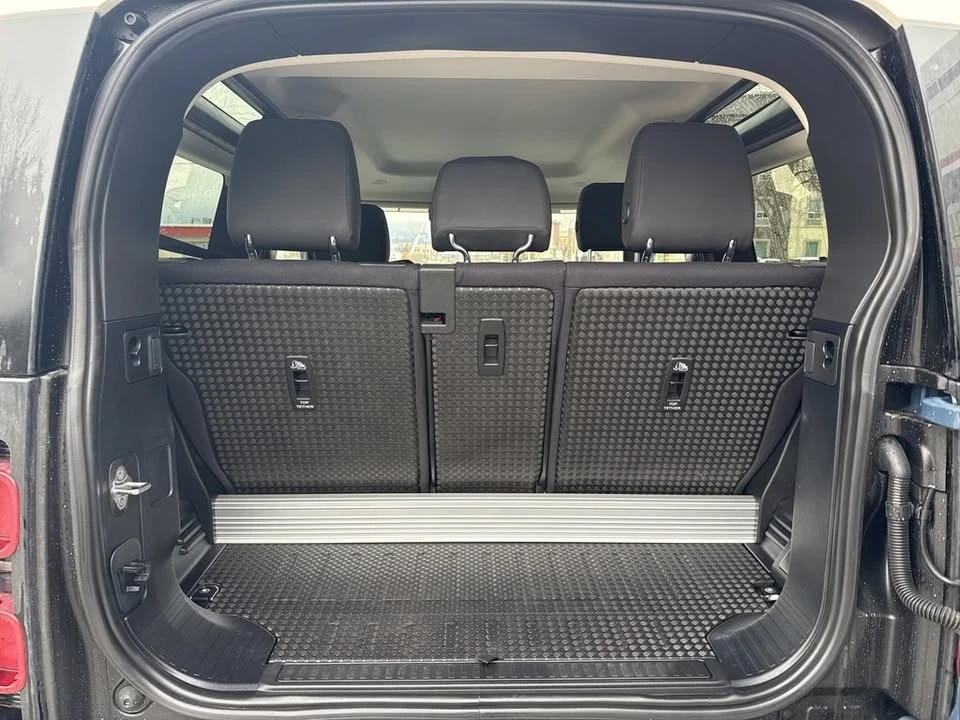 2022 Land Rover Defender L663 - Image 4 of 20