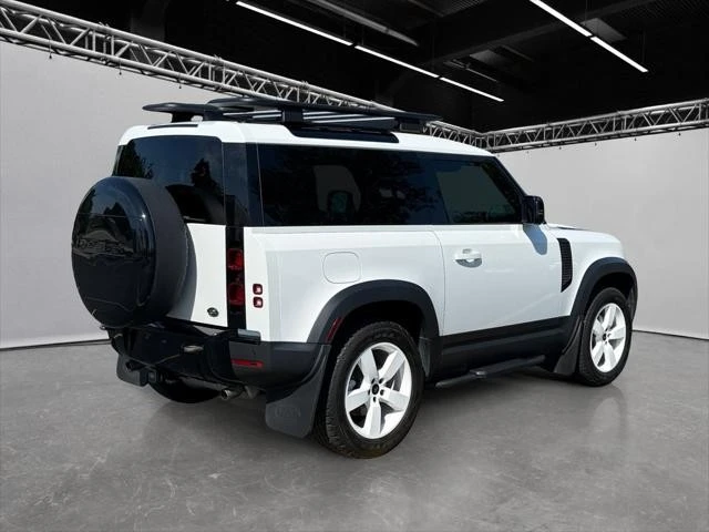 2022 Land Rover Defender L663 - Image 7 of 24