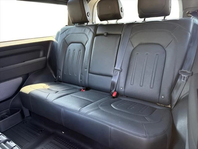 2022 Land Rover Defender L663 - Image 18 of 24