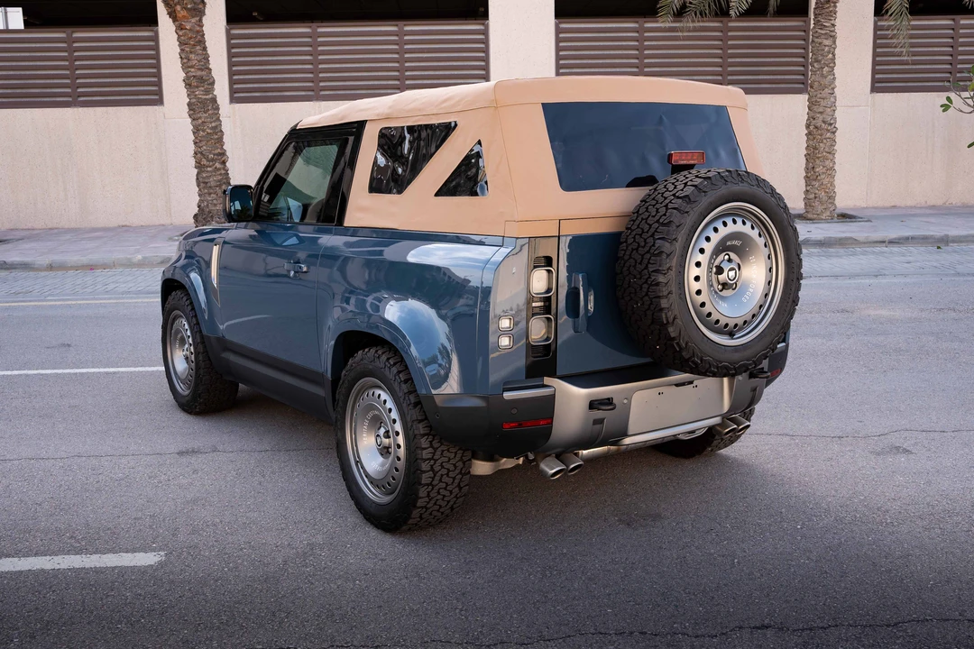 2023 Land Rover Defender L663 - Image 14 of 31
