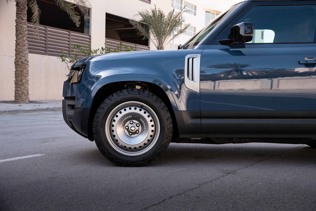 2023 Land Rover Defender L663 - Image 24 of 31