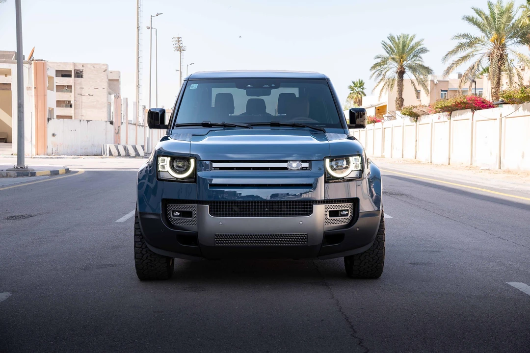 2023 Land Rover Defender L663 - Image 2 of 31