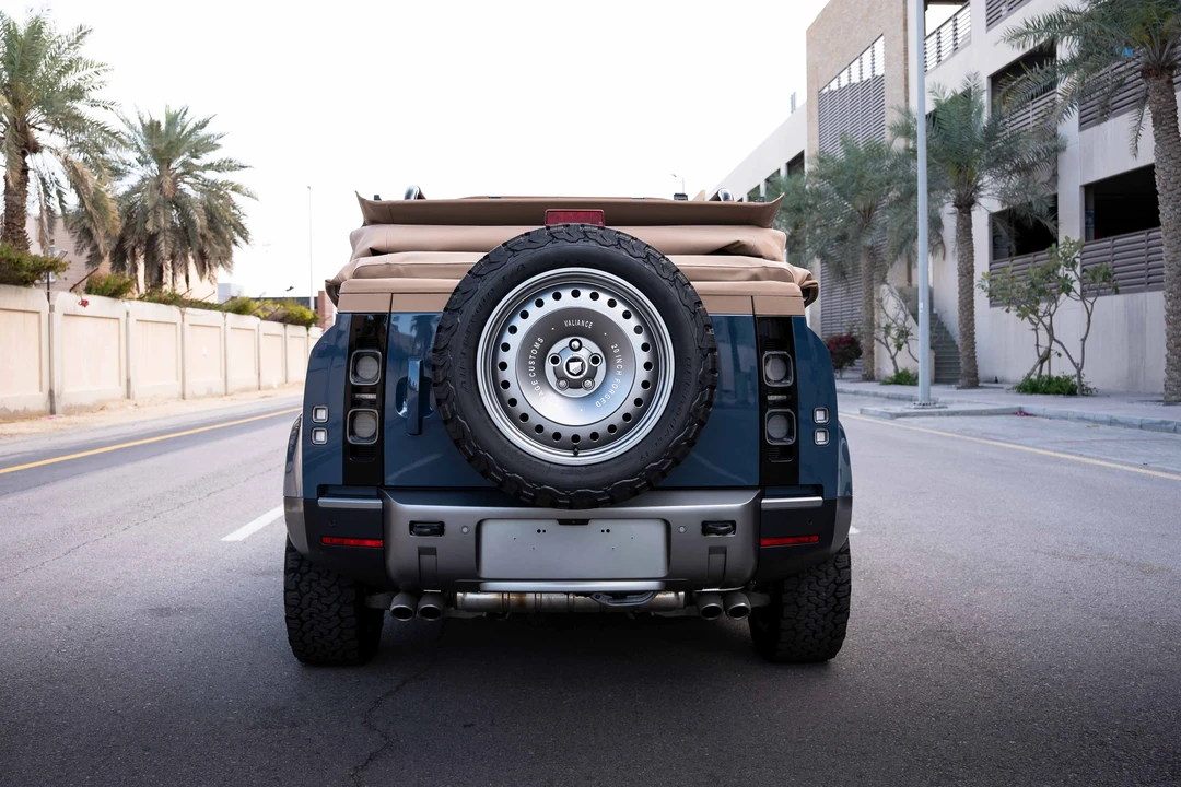 2023 Land Rover Defender L663 - Image 19 of 31