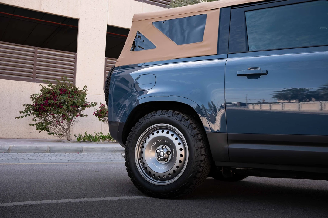 2023 Land Rover Defender L663 - Image 30 of 31