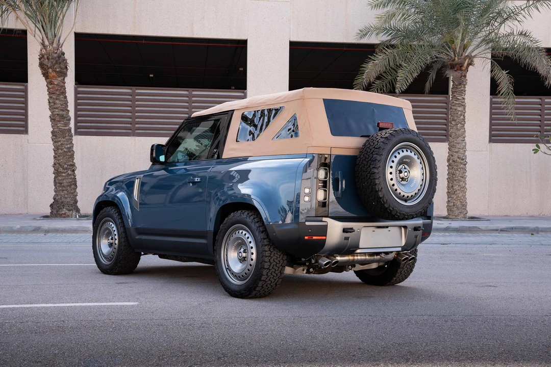 2023 Land Rover Defender L663 - Image 7 of 31