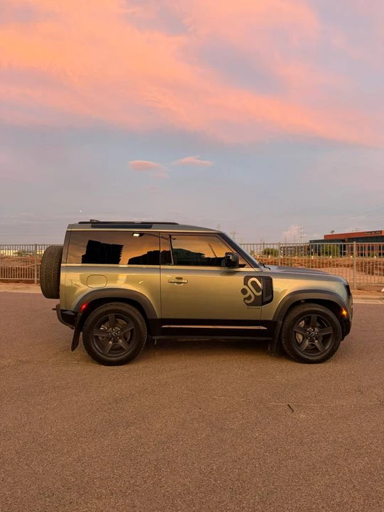 2022 Land Rover Defender L663 - Image 5 of 13