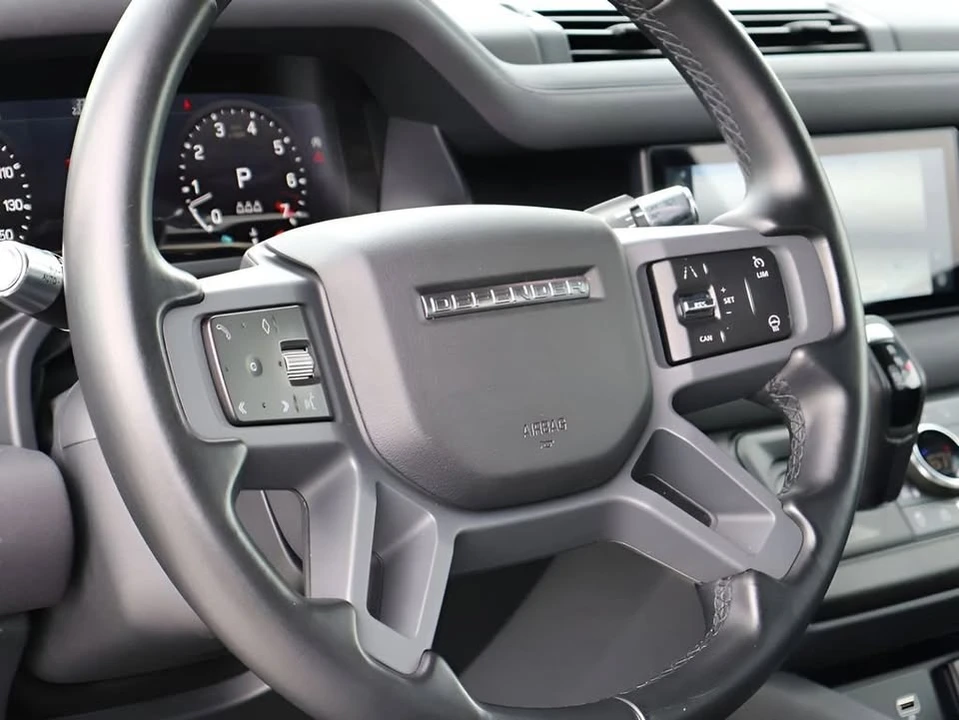 2022 Land Rover Defender L663 - Image 17 of 20