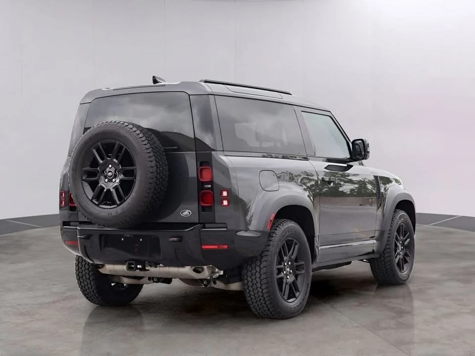 2022 Land Rover Defender L663 - Image 5 of 20