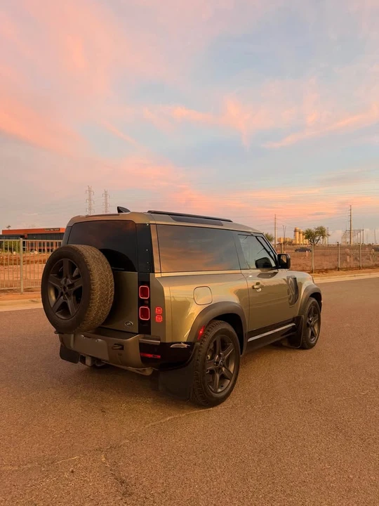 2022 Land Rover Defender L663 - Image 4 of 13