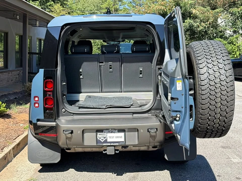 2022 Land Rover Defender L663 - Image 12 of 19
