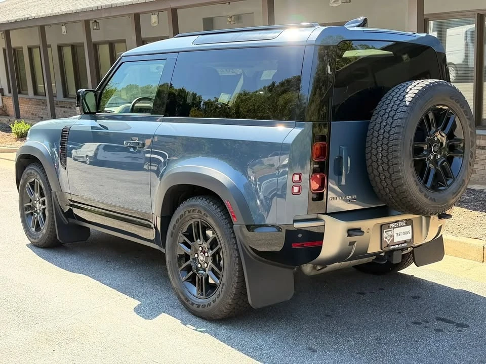 2022 Land Rover Defender L663 - Image 3 of 19