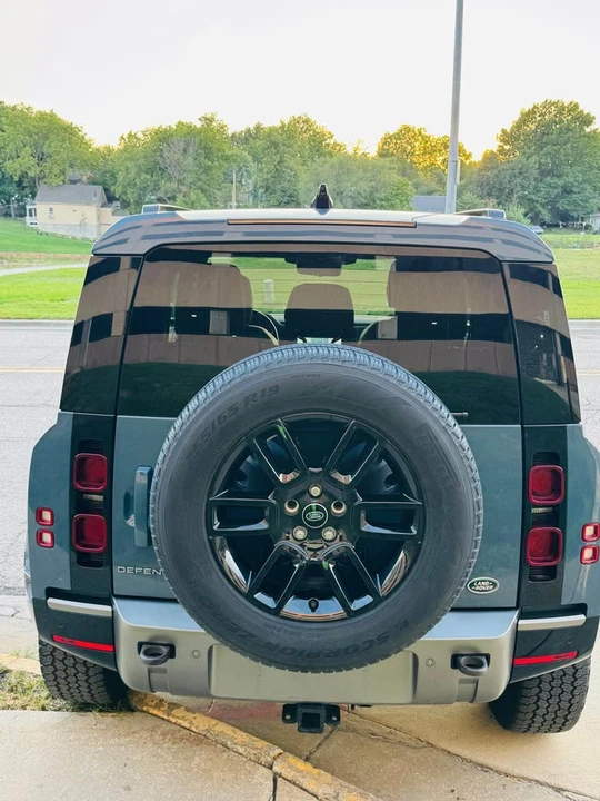 2022 Land Rover Defender L663 - Image 15 of 17