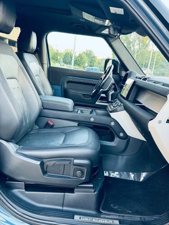 2022 Land Rover Defender L663 - Image 11 of 17