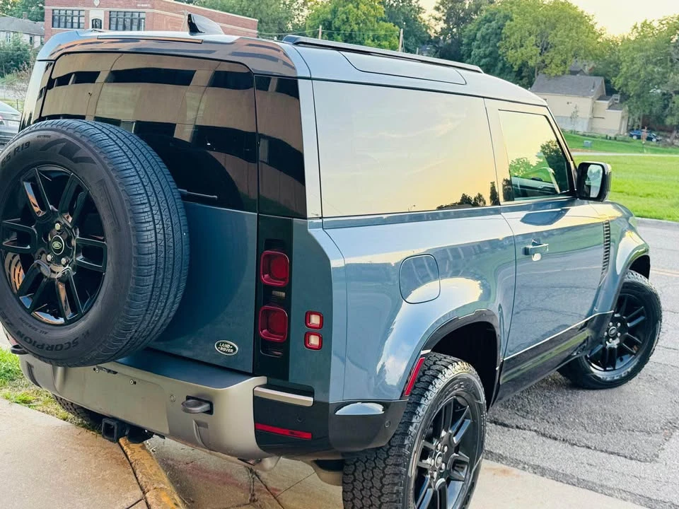 2022 Land Rover Defender L663 - Image 10 of 17
