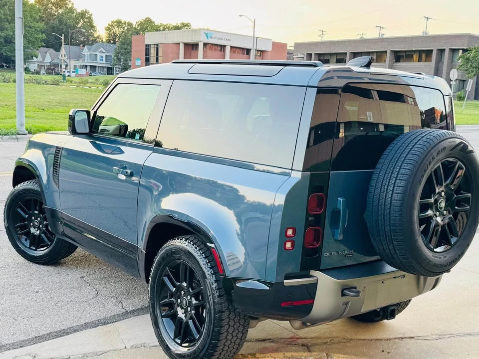 2022 Land Rover Defender L663 - Image 12 of 17