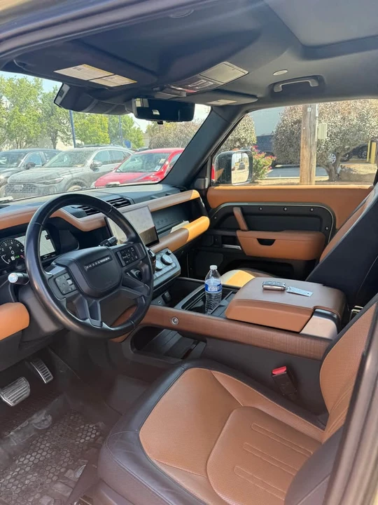 2022 Land Rover Defender L663 - Image 6 of 9