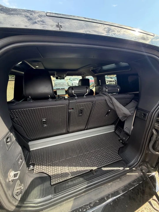 2022 Land Rover Defender L663 - Image 4 of 9
