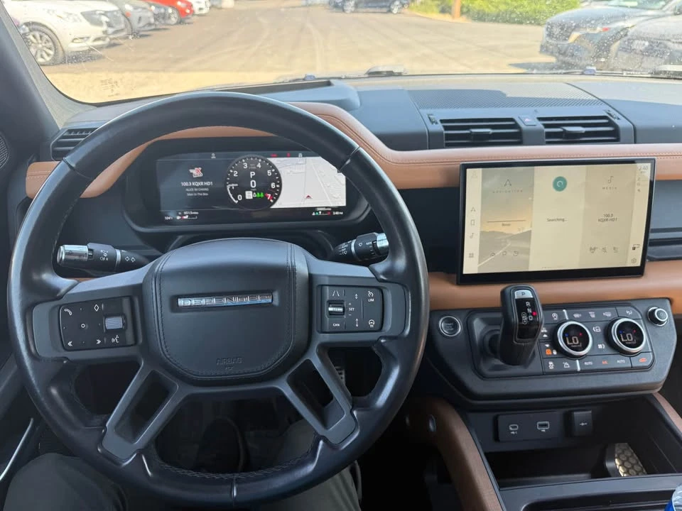 2022 Land Rover Defender L663 - Image 7 of 9