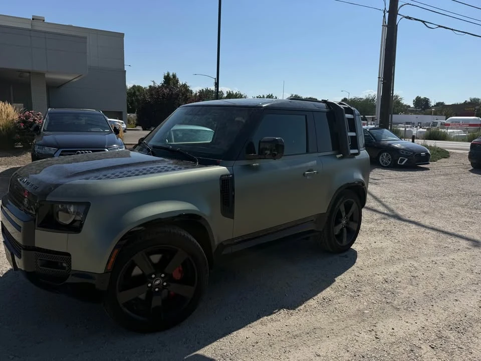 2022 Land Rover Defender L663 - Image 2 of 10