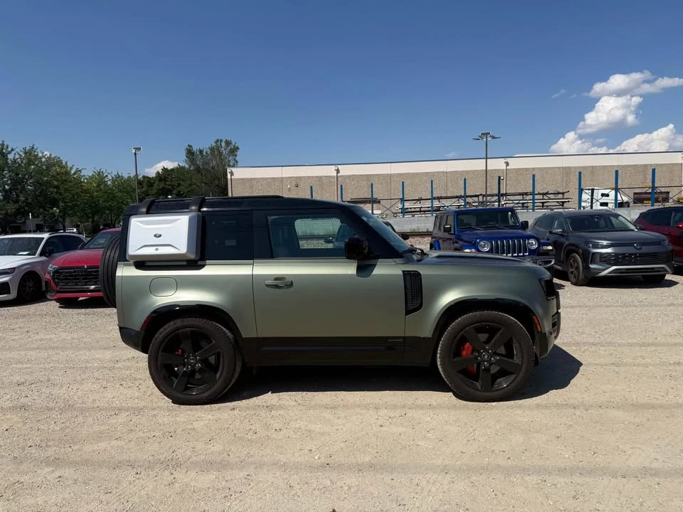 2022 Land Rover Defender L663 - Image 2 of 9