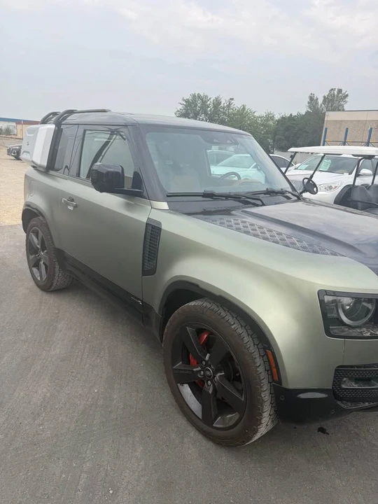 2022 Land Rover Defender L663 - Image 9 of 16
