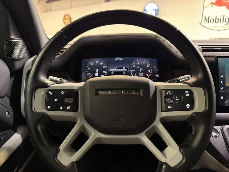 2022 Land Rover Defender L663 - Image 17 of 20