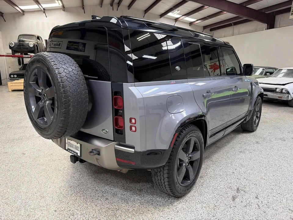 2022 Land Rover Defender L663 - Image 7 of 20