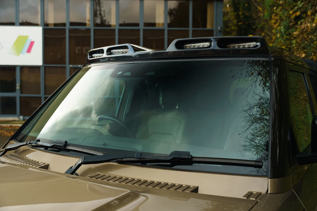 2022 Land Rover Defender L663 - Image 13 of 31