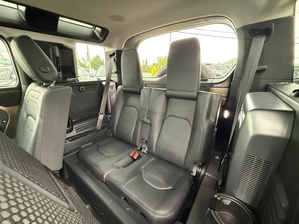 2022 Land Rover Defender L663 - Image 9 of 20