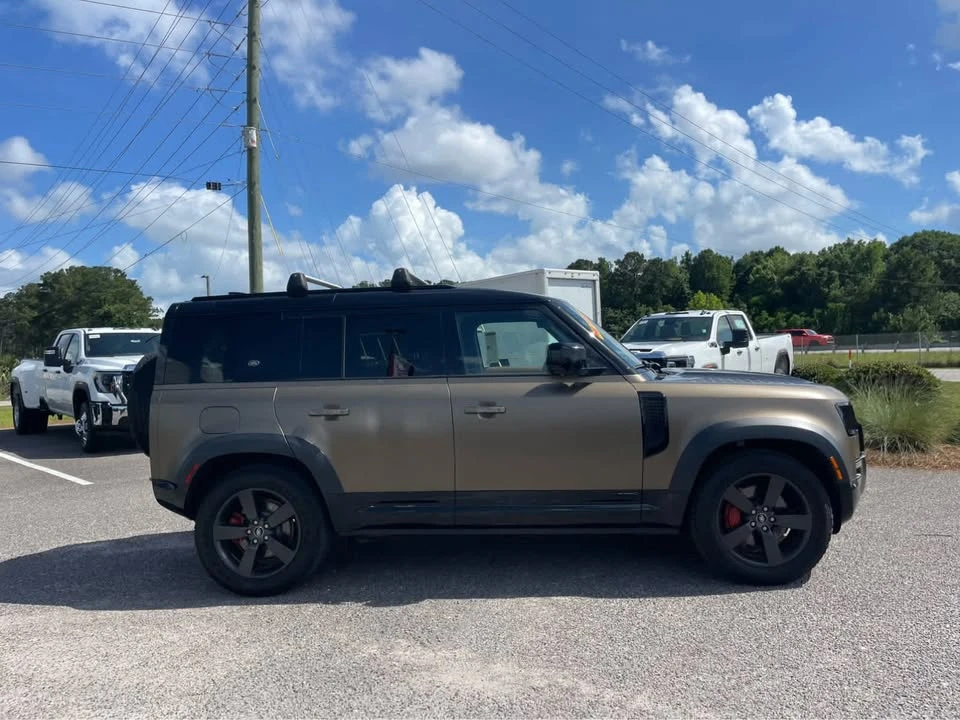 2022 Land Rover Defender L663 - Image 2 of 19